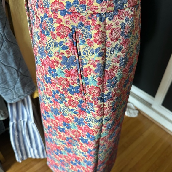 BCBGMaxAzria Skirt - Picture 4 of 7